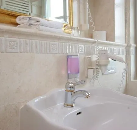 Haus Am Kiel מלון 3*